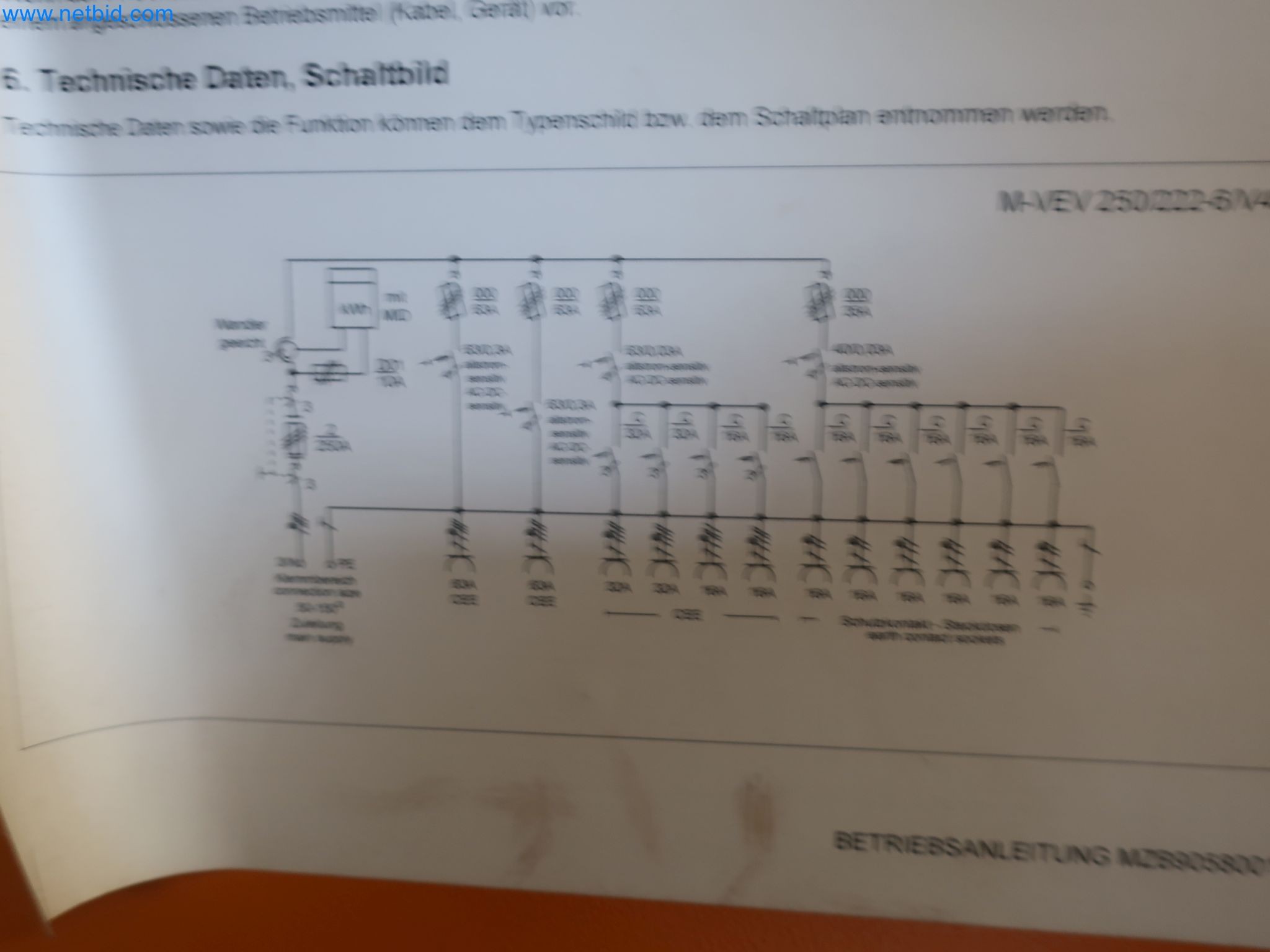 Závody na výrobu a skladování produktů z minerálních olejů, jakož i vstupů a hotových výrobků pro výrobu maziv.-4