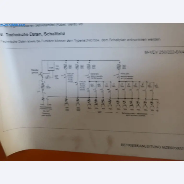 Zakłady produkcji i magazynowania mineralnych produktów olejowych, jak również surowców i produktów gotowych do produkcji smarów.-4