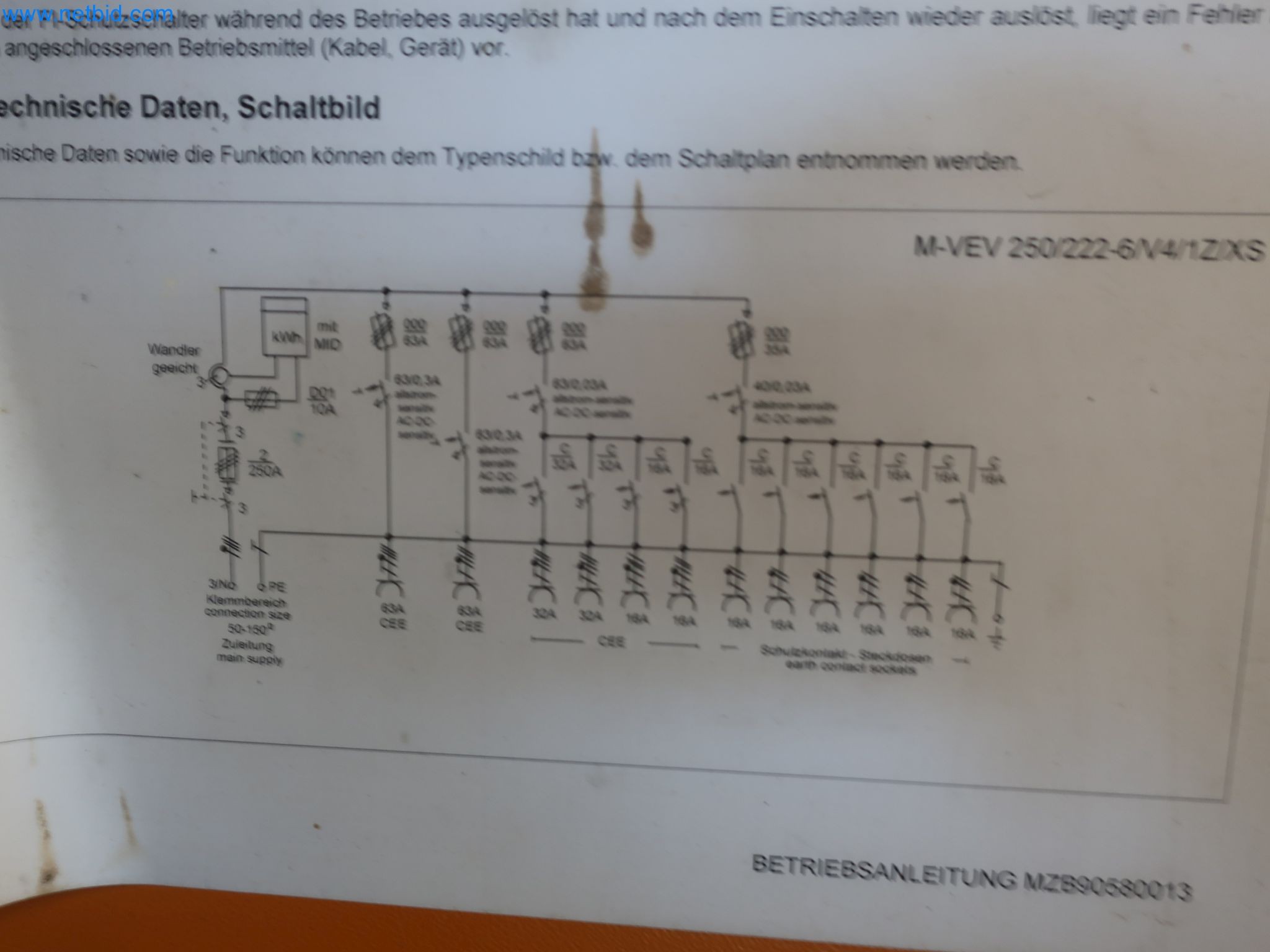 Závody na výrobu a skladování produktů z minerálních olejů, jakož i vstupů a hotových výrobků pro výrobu maziv.-4