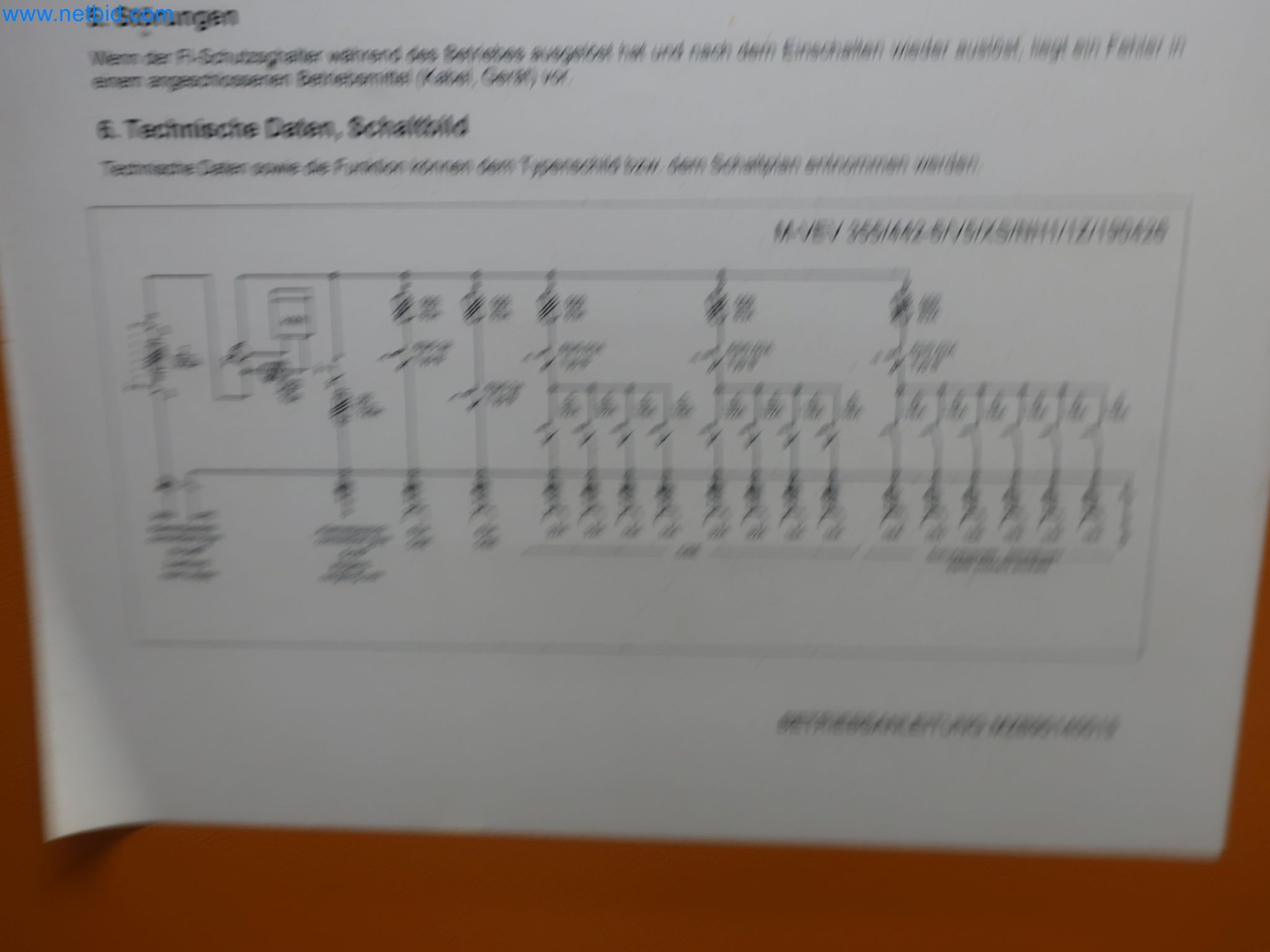 Závody na výrobu a skladování produktů z minerálních olejů, jakož i vstupů a hotových výrobků pro výrobu maziv.-4