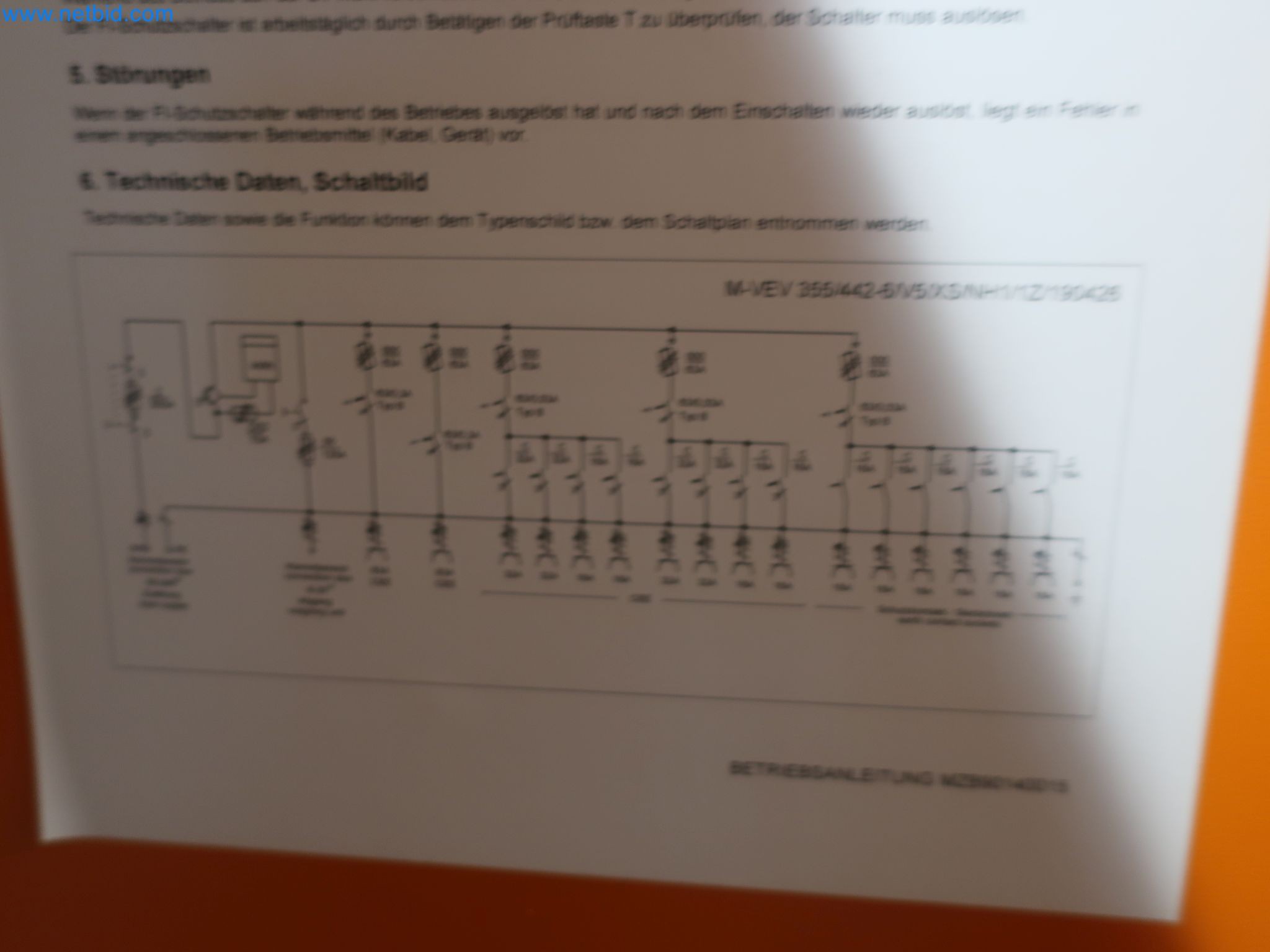 Závody na výrobu a skladování produktů z minerálních olejů, jakož i vstupů a hotových výrobků pro výrobu maziv.-4