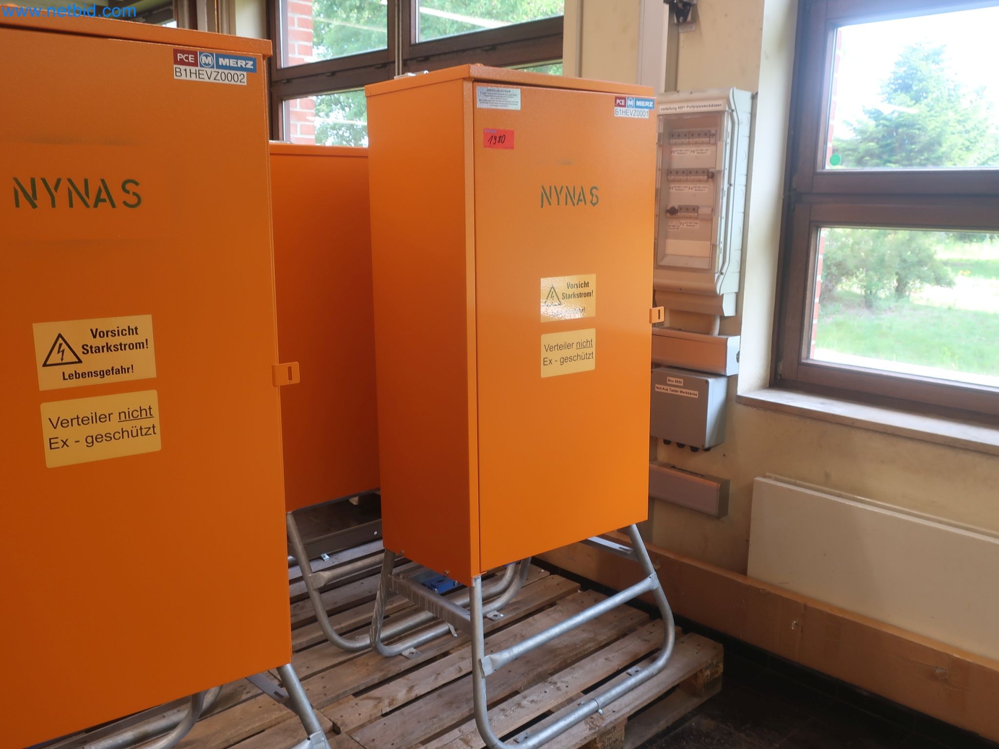 Závody na výrobu a skladování produktů z minerálních olejů, jakož i vstupů a hotových výrobků pro výrobu maziv.-1