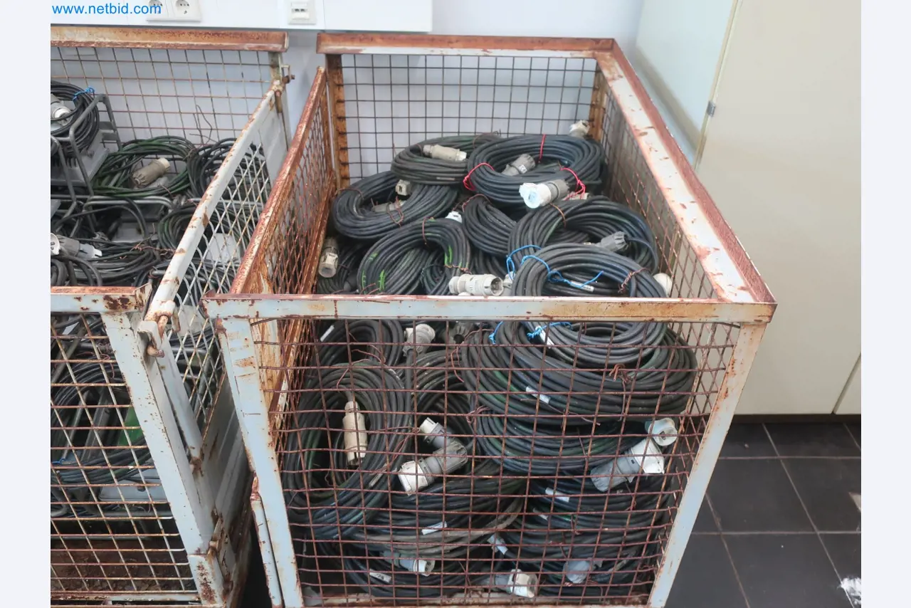 Závody na výrobu a skladování produktů z minerálních olejů, jakož i vstupů a hotových výrobků pro výrobu maziv.-4