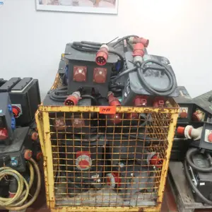 1 Posten Drehstrom-Verteilerwürfel