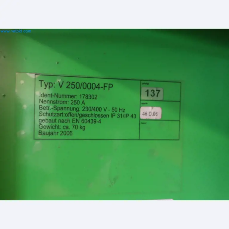 Installations pour la fabrication et le stockage de produits pétroliers ainsi que de produits d'alimentation et de produits finis pour la fabrication de lubrifiants-2