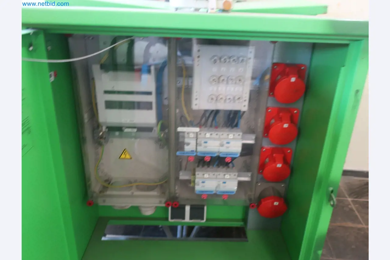 Installations pour la fabrication et le stockage de produits pétroliers ainsi que de produits d'alimentation et de produits finis pour la fabrication de lubrifiants-2