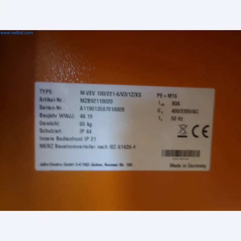 Zakłady produkcji i magazynowania mineralnych produktów olejowych, jak również surowców i produktów gotowych do produkcji smarów.-3