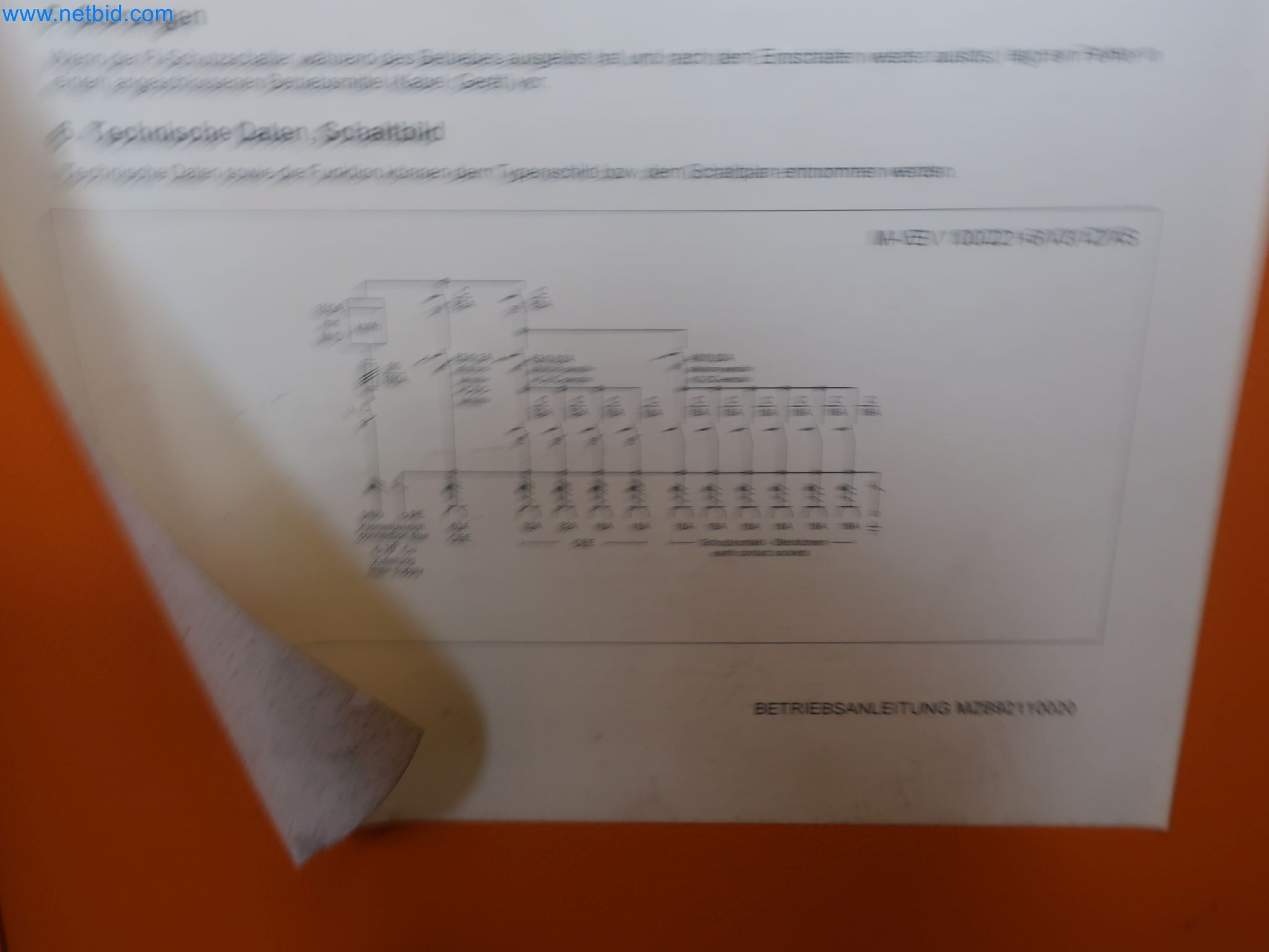 Závody na výrobu a skladování produktů z minerálních olejů, jakož i vstupů a hotových výrobků pro výrobu maziv.-4