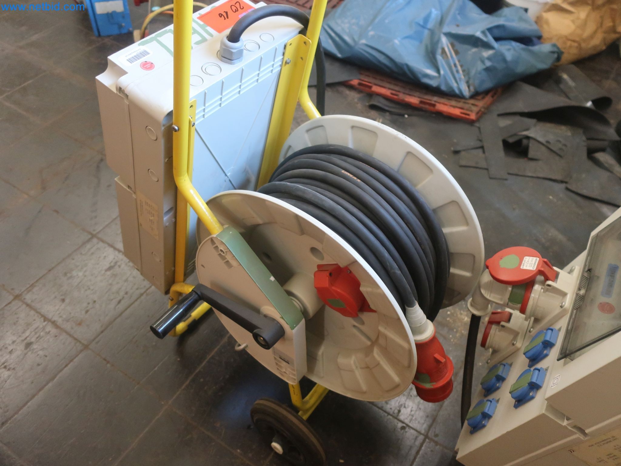 Anlagen zur Herstellung und Lagerung von Mineralölprodukten sowie Einsatz- und Fertigprodukten für die Schmierstoffherstellung-3