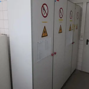 4 Szafy na materiały niebezpieczne (szafy przeciwpożarowe 1-4) (późniejsze wydanie)