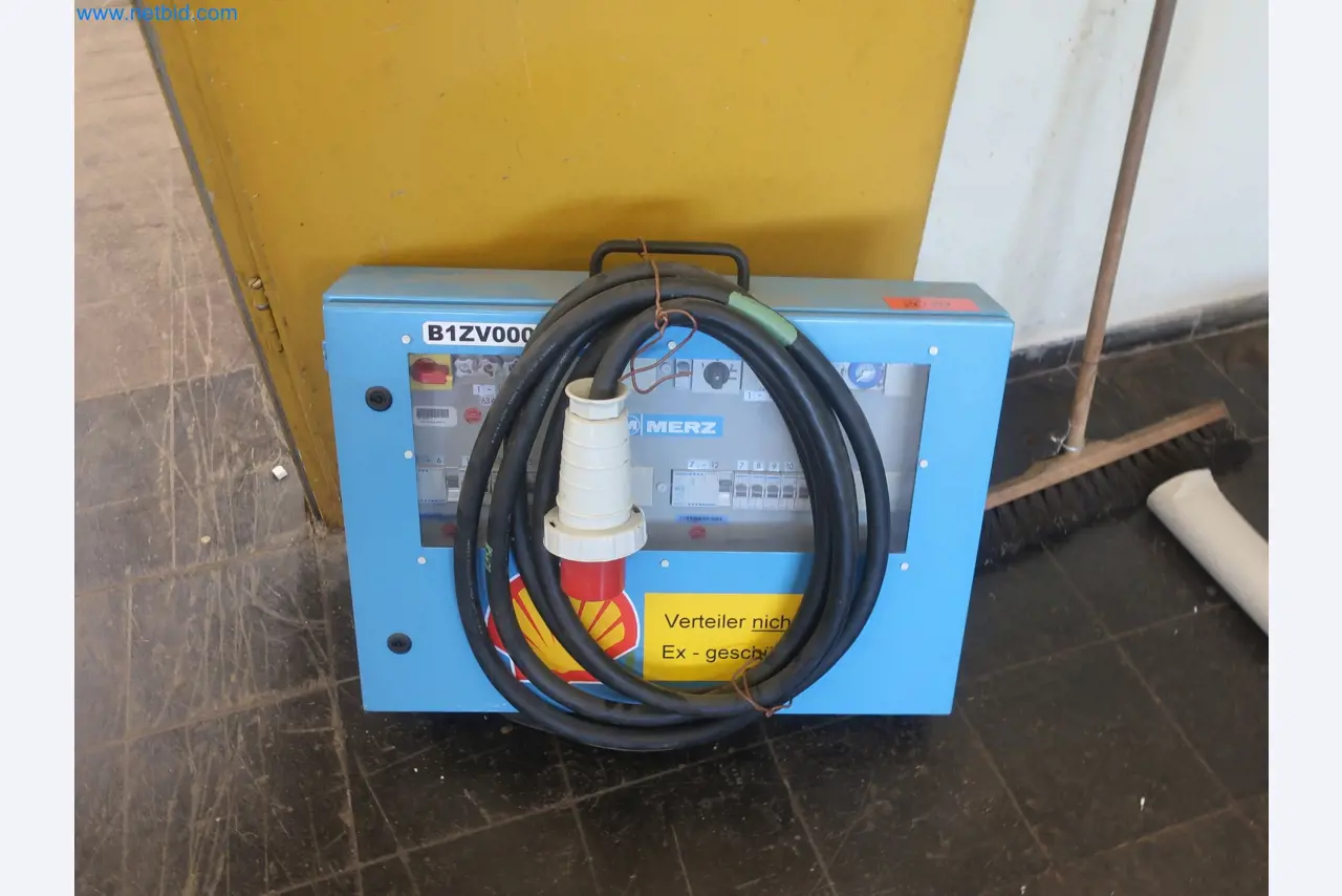 Zakłady produkcji i magazynowania mineralnych produktów olejowych, jak również surowców i produktów gotowych do produkcji smarów.-1