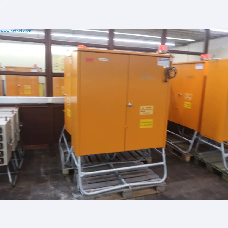 Plantas de producción y almacenamiento de productos derivados del petróleo, así como de insumos y productos acabados para la fabricación de lubricantes.-1