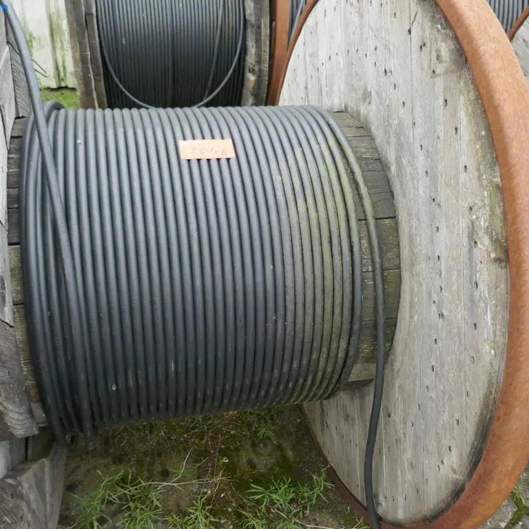 Niederspannungskabel  NYKY-J 4x2,5² RE