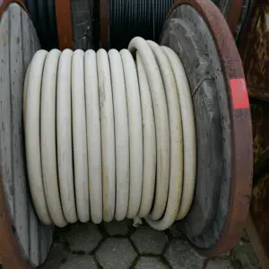 Niederspannungskabel  NssHÖU-J 4X95²