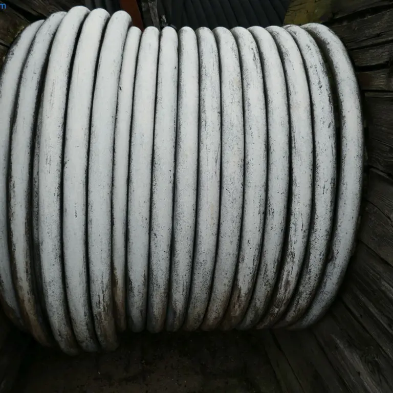 Niederspannungskabel  NssHÖU-J 4X70²