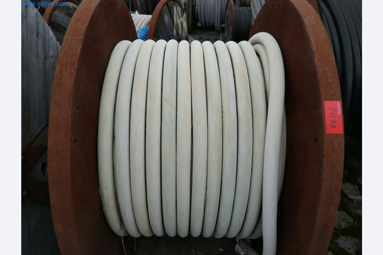 Plants for the production and storage of mineral oil products as well as input and finished products for the production of lubricants-1