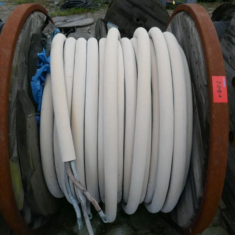 Niederspannungskabel  NssHÖU-J 3X95 / 50²