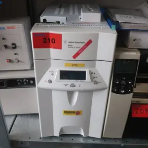 Plynový chromatograf Agilent Technologies 6850 GC System