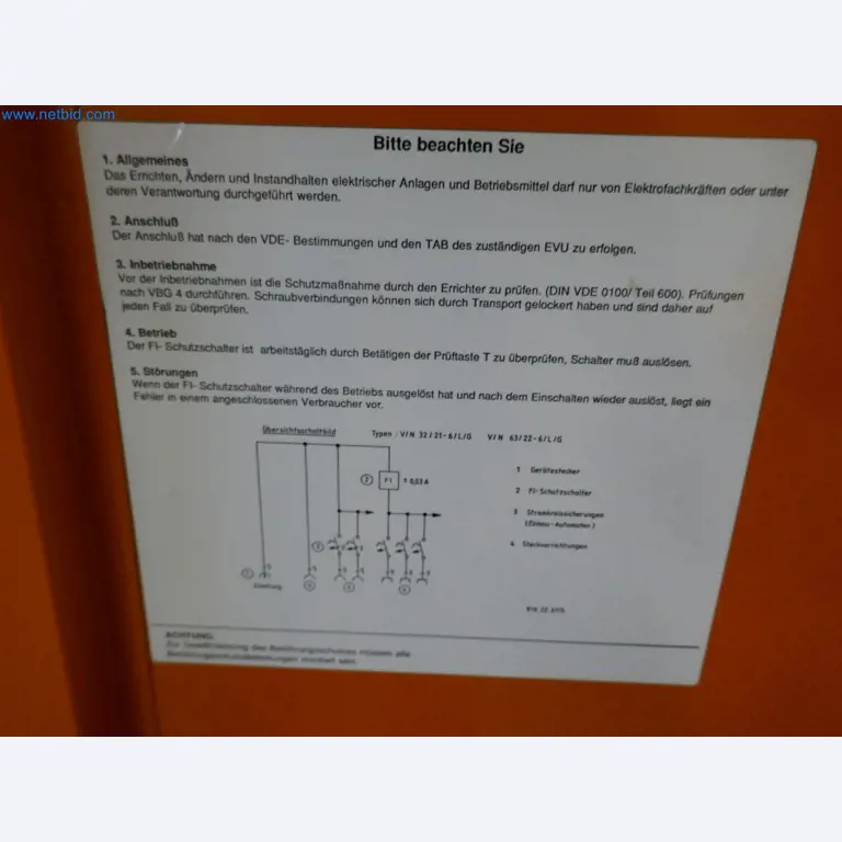 Installations pour la fabrication et le stockage de produits pétroliers ainsi que de produits d'alimentation et de produits finis pour la fabrication de lubrifiants-3