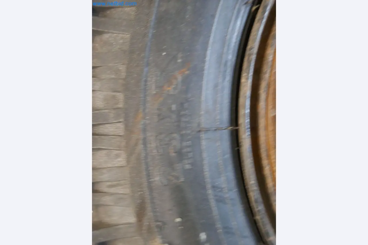 Plantas de producción y almacenamiento de productos derivados del petróleo, así como de insumos y productos acabados para la fabricación de lubricantes.-3