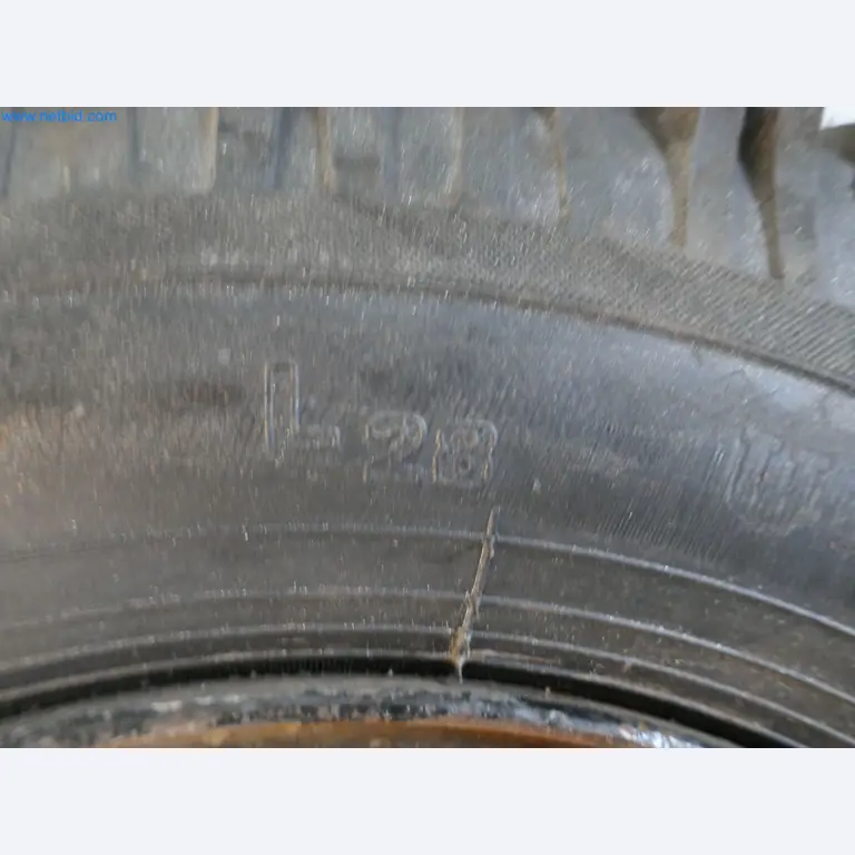 Plantas de producción y almacenamiento de productos derivados del petróleo, así como de insumos y productos acabados para la fabricación de lubricantes.-4