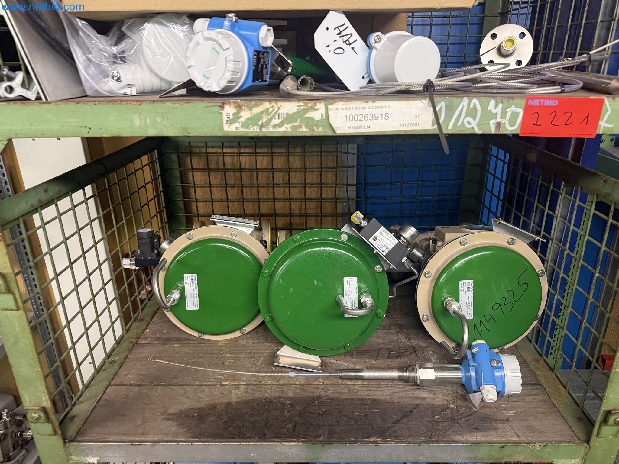 Magazinbestände, Rohöl-/Gas-Öl-/Einsatzpumpen sowie Betriebsausstattung einer Raffinerie-10