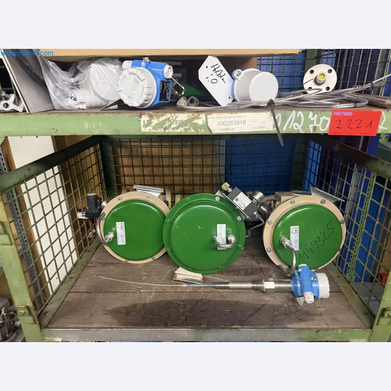 Zakłady produkcji i magazynowania mineralnych produktów olejowych, jak również surowców i produktów gotowych do produkcji smarów.-10