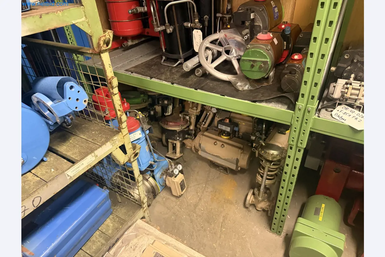 Zakłady produkcji i magazynowania mineralnych produktów olejowych, jak również surowców i produktów gotowych do produkcji smarów.-13