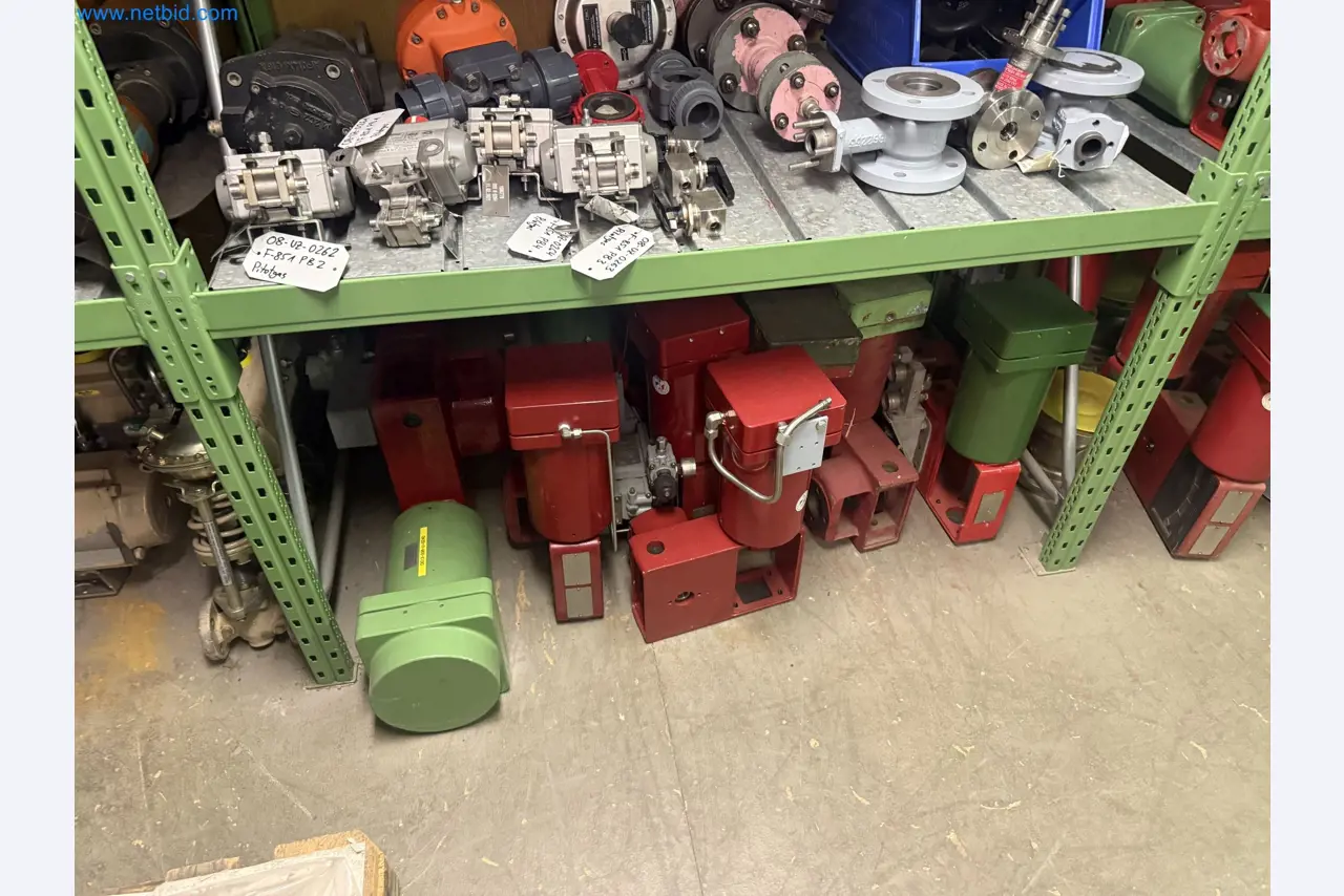 Zakłady produkcji i magazynowania mineralnych produktów olejowych, jak również surowców i produktów gotowych do produkcji smarów.-14