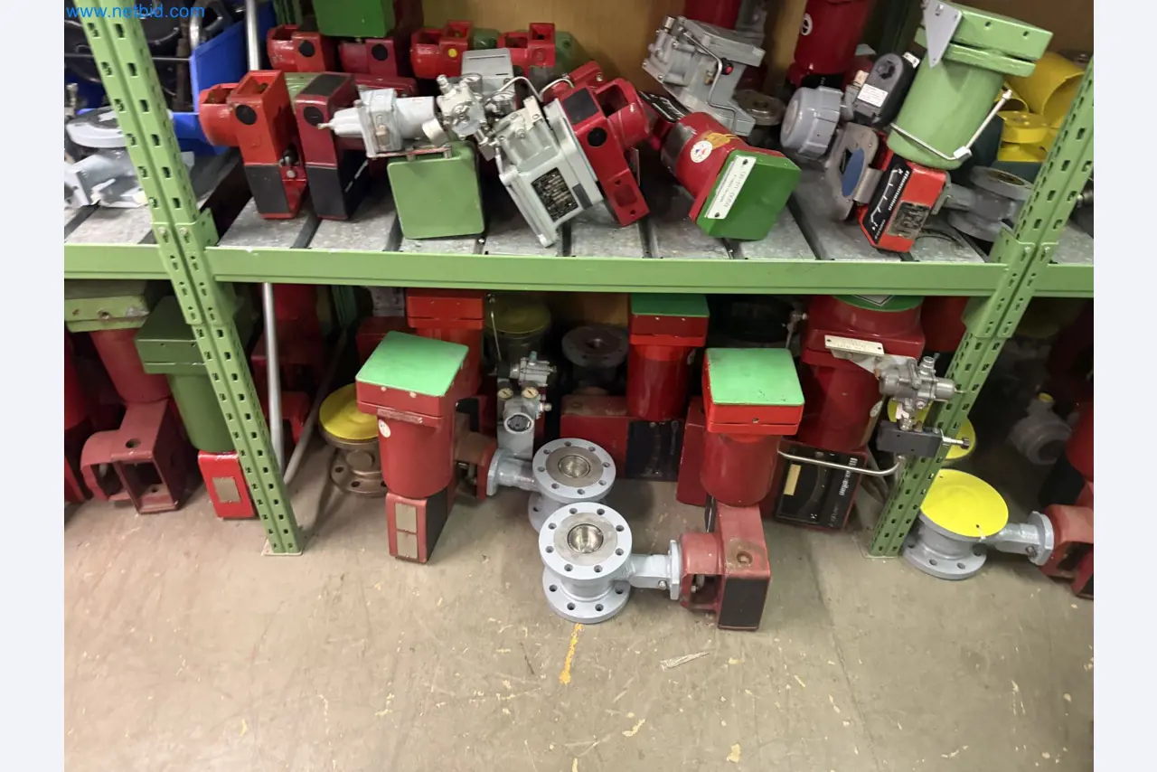 Zakłady produkcji i magazynowania mineralnych produktów olejowych, jak również surowców i produktów gotowych do produkcji smarów.-17