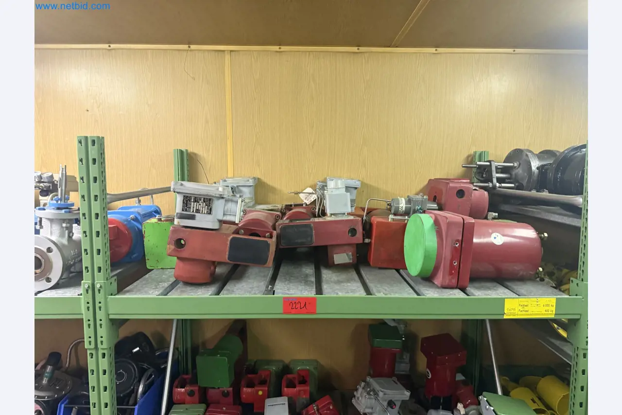 Zakłady produkcji i magazynowania mineralnych produktów olejowych, jak również surowców i produktów gotowych do produkcji smarów.-19