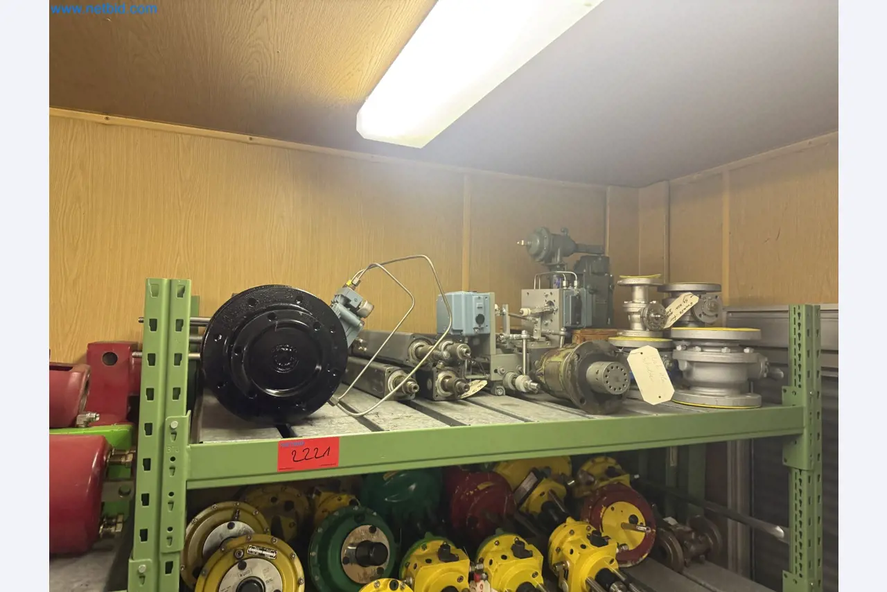 Zakłady produkcji i magazynowania mineralnych produktów olejowych, jak również surowców i produktów gotowych do produkcji smarów.-20