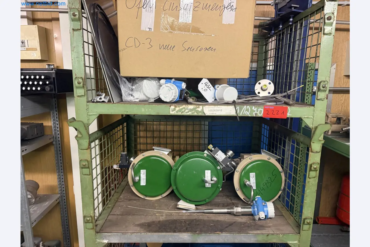 Zakłady produkcji i magazynowania mineralnych produktów olejowych, jak również surowców i produktów gotowych do produkcji smarów.-9