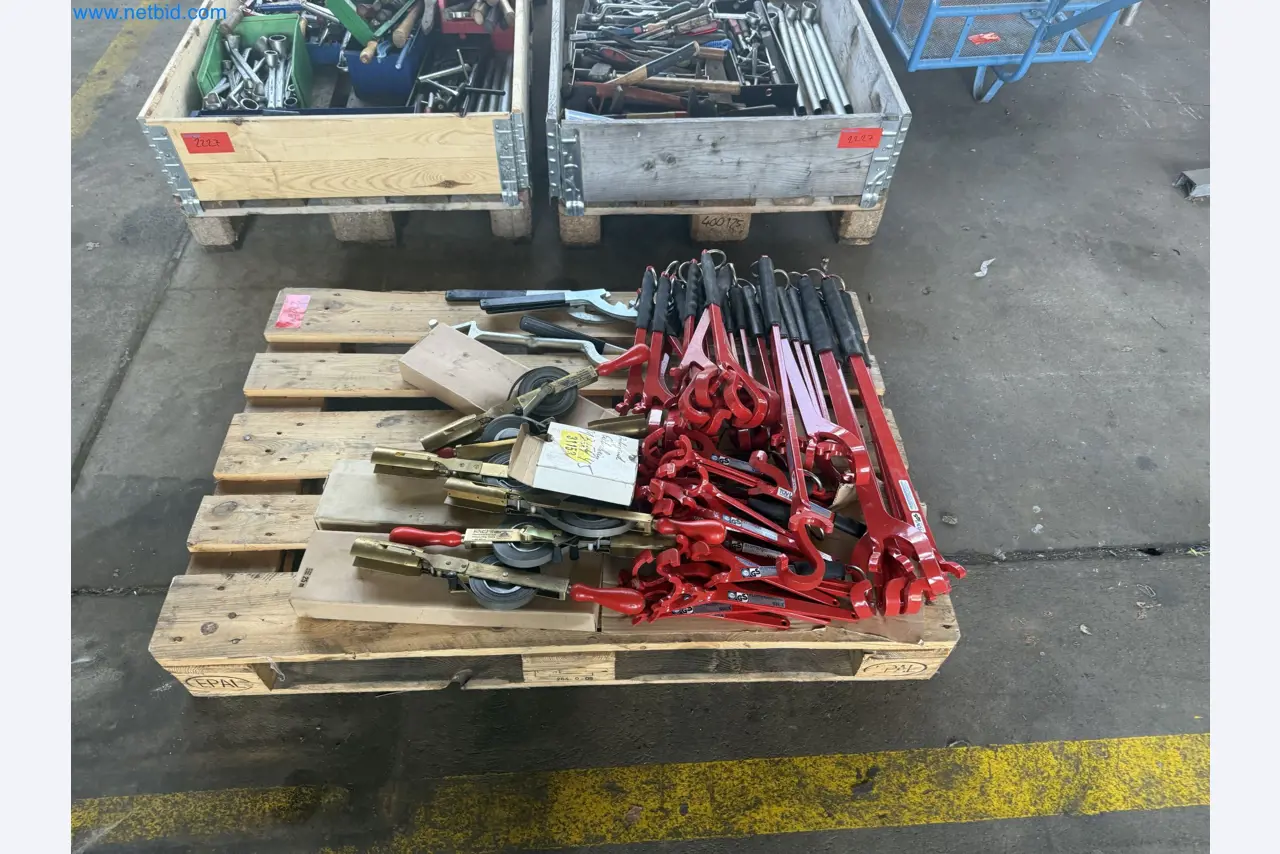 Anlagen zur Herstellung und Lagerung von Mineralölprodukten sowie Einsatz- und Fertigprodukten für die Schmierstoffherstellung-1