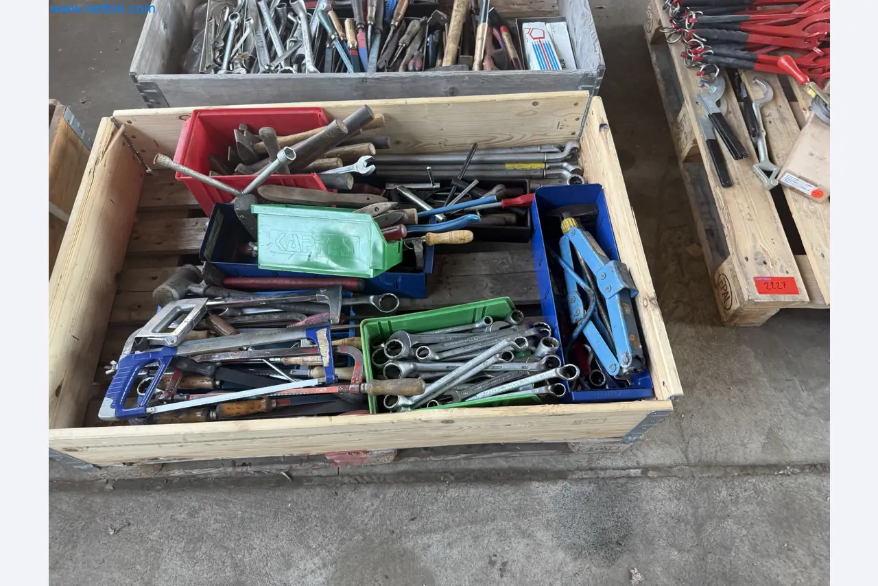 Anlagen zur Herstellung und Lagerung von Mineralölprodukten sowie Einsatz- und Fertigprodukten für die Schmierstoffherstellung-2