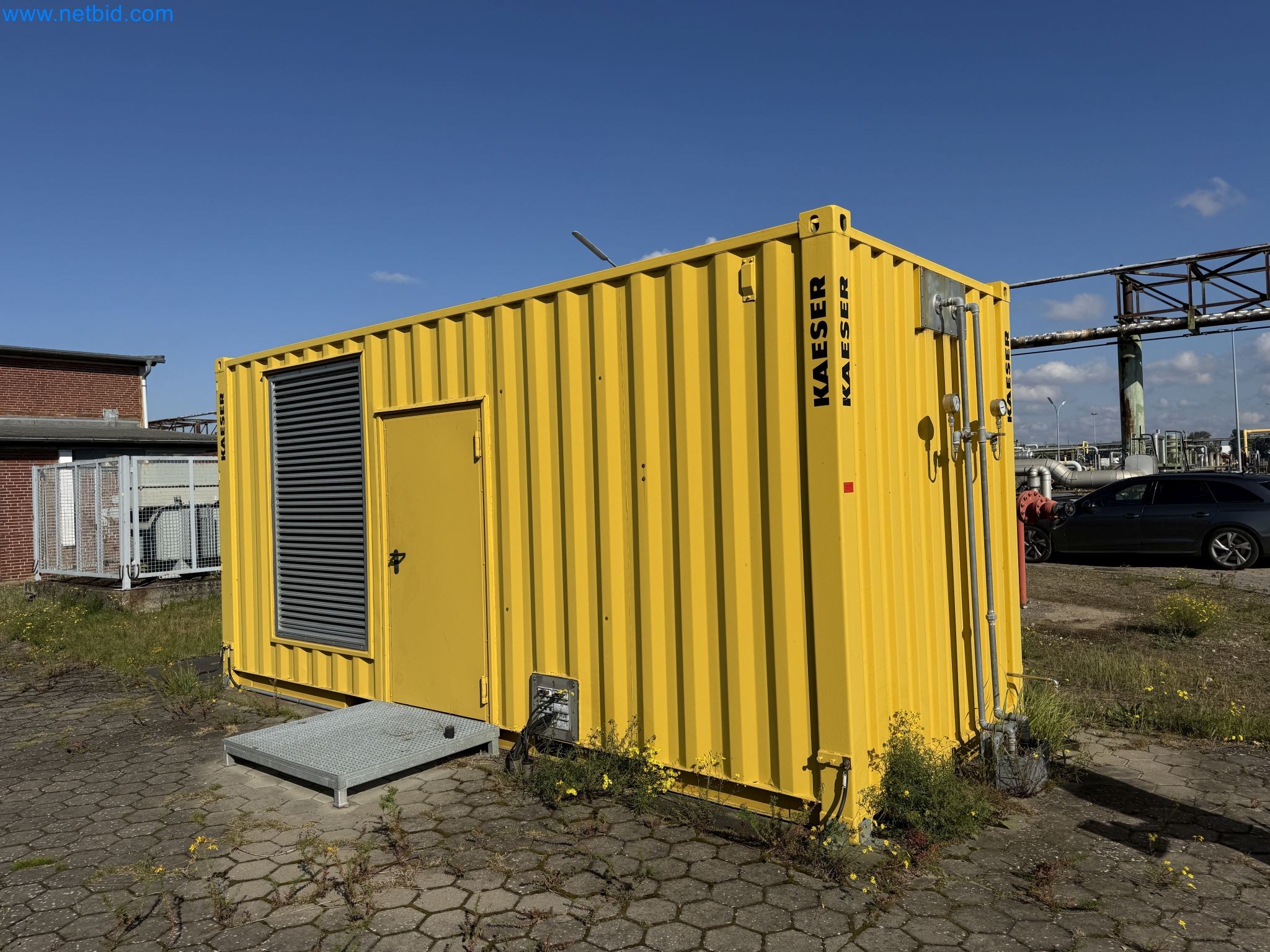 Magazinbestände, Rohöl-/Gas-Öl-/Einsatzpumpen sowie Betriebsausstattung einer Raffinerie-1