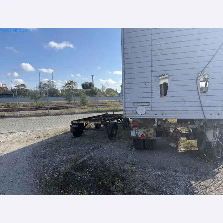 Plantas de producción y almacenamiento de productos derivados del petróleo, así como de insumos y productos acabados para la fabricación de lubricantes.-11