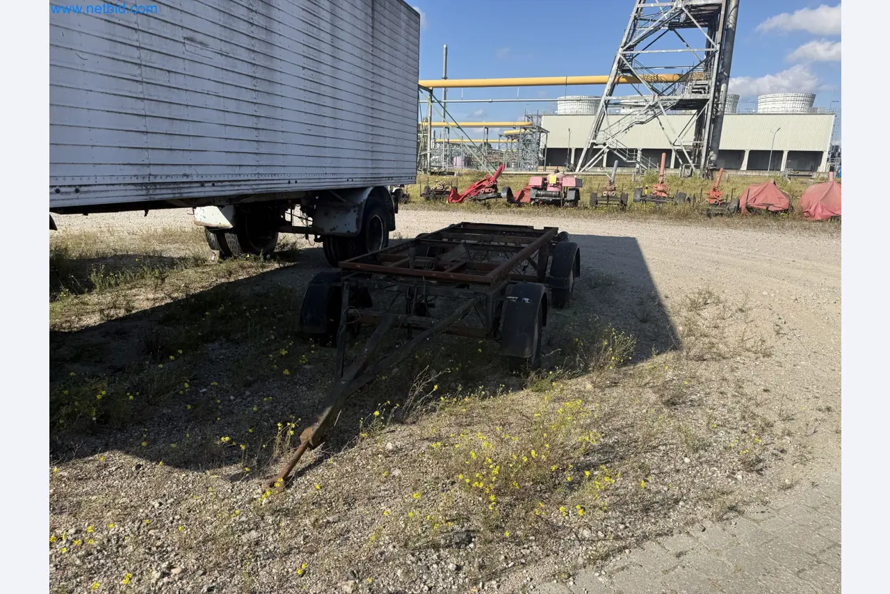 Plantas de producción y almacenamiento de productos derivados del petróleo, así como de insumos y productos acabados para la fabricación de lubricantes.-12