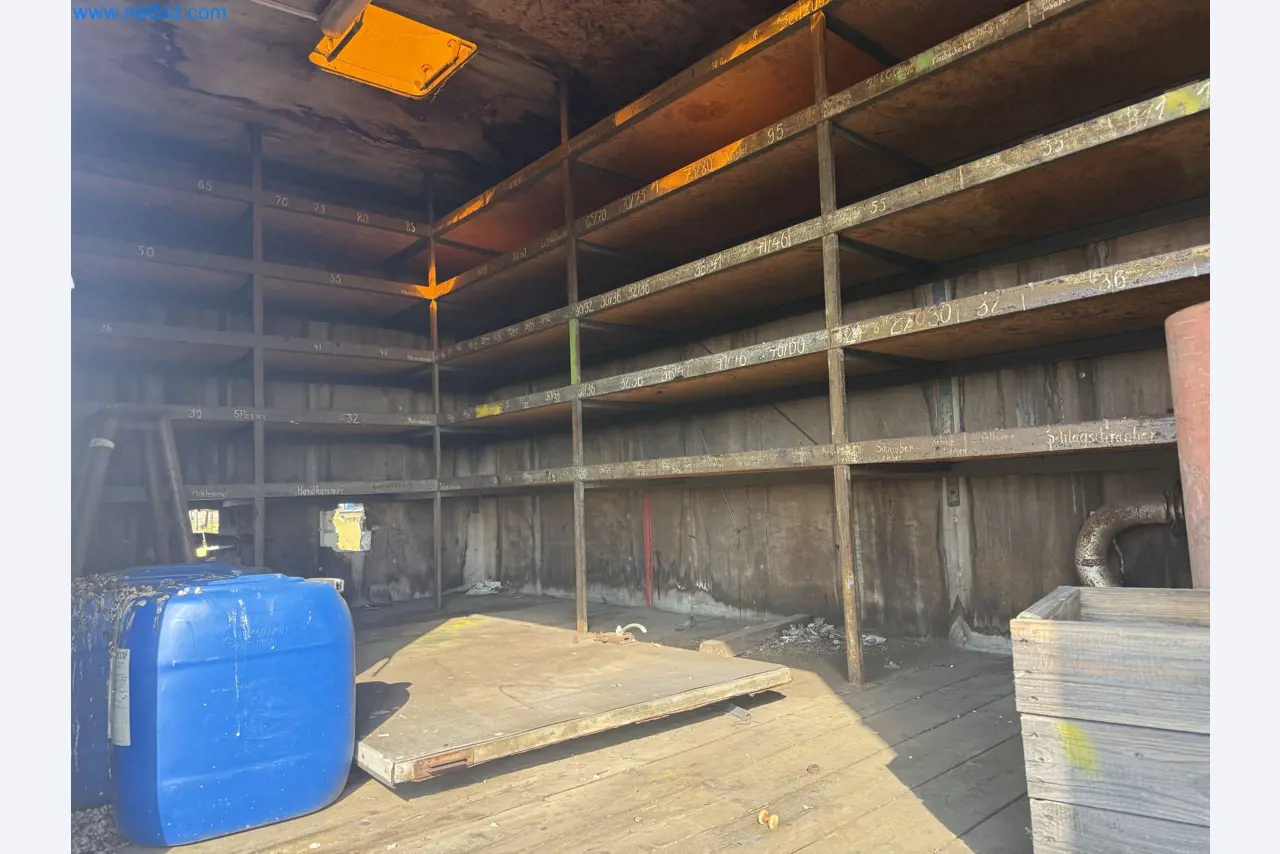 Plantas de producción y almacenamiento de productos derivados del petróleo, así como de insumos y productos acabados para la fabricación de lubricantes.-6