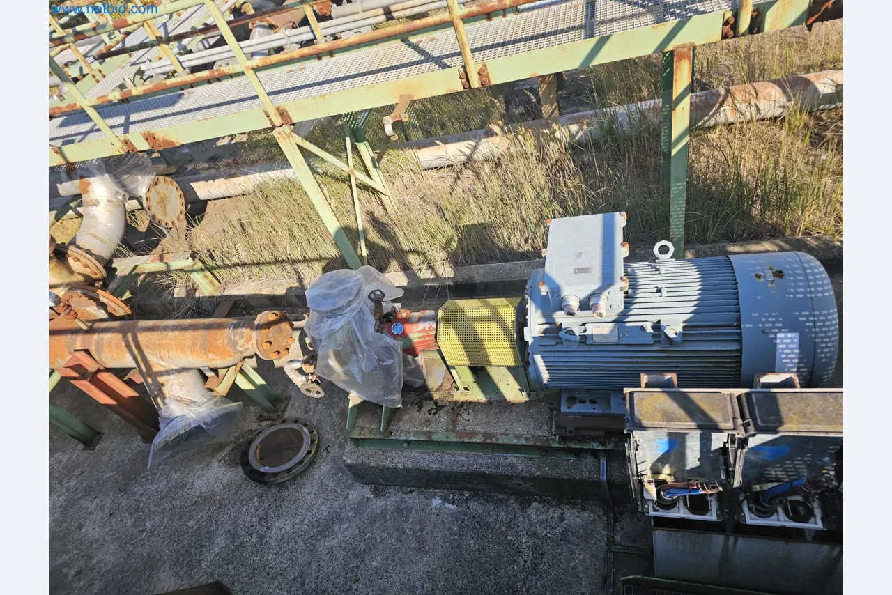 Instalações para a produção e armazenamento de produtos de óleo mineral, bem como de insumos e produtos acabados para a produção de lubrificantes-1