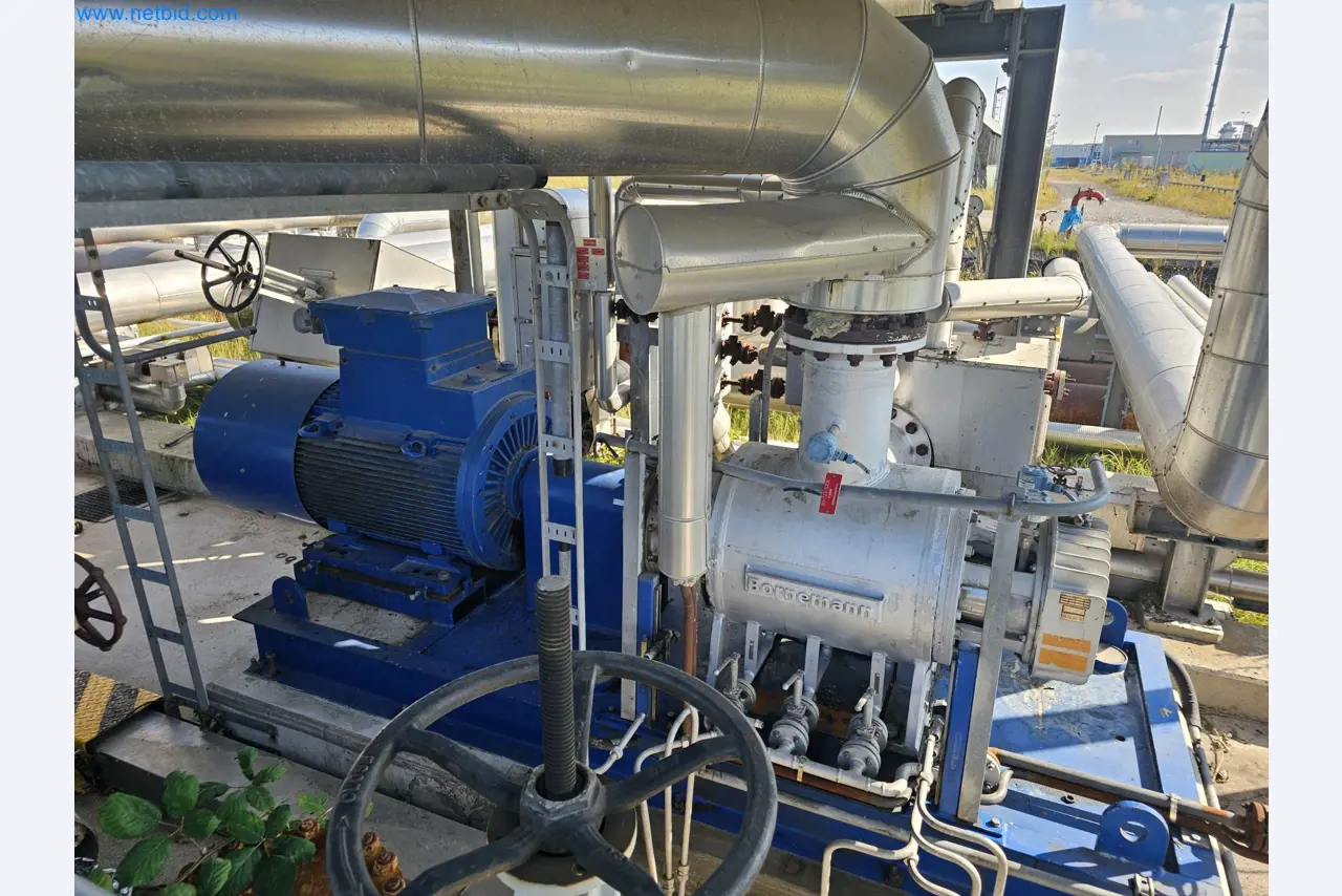 Závody na výrobu a skladování produktů z minerálních olejů, jakož i vstupů a hotových výrobků pro výrobu maziv.-10