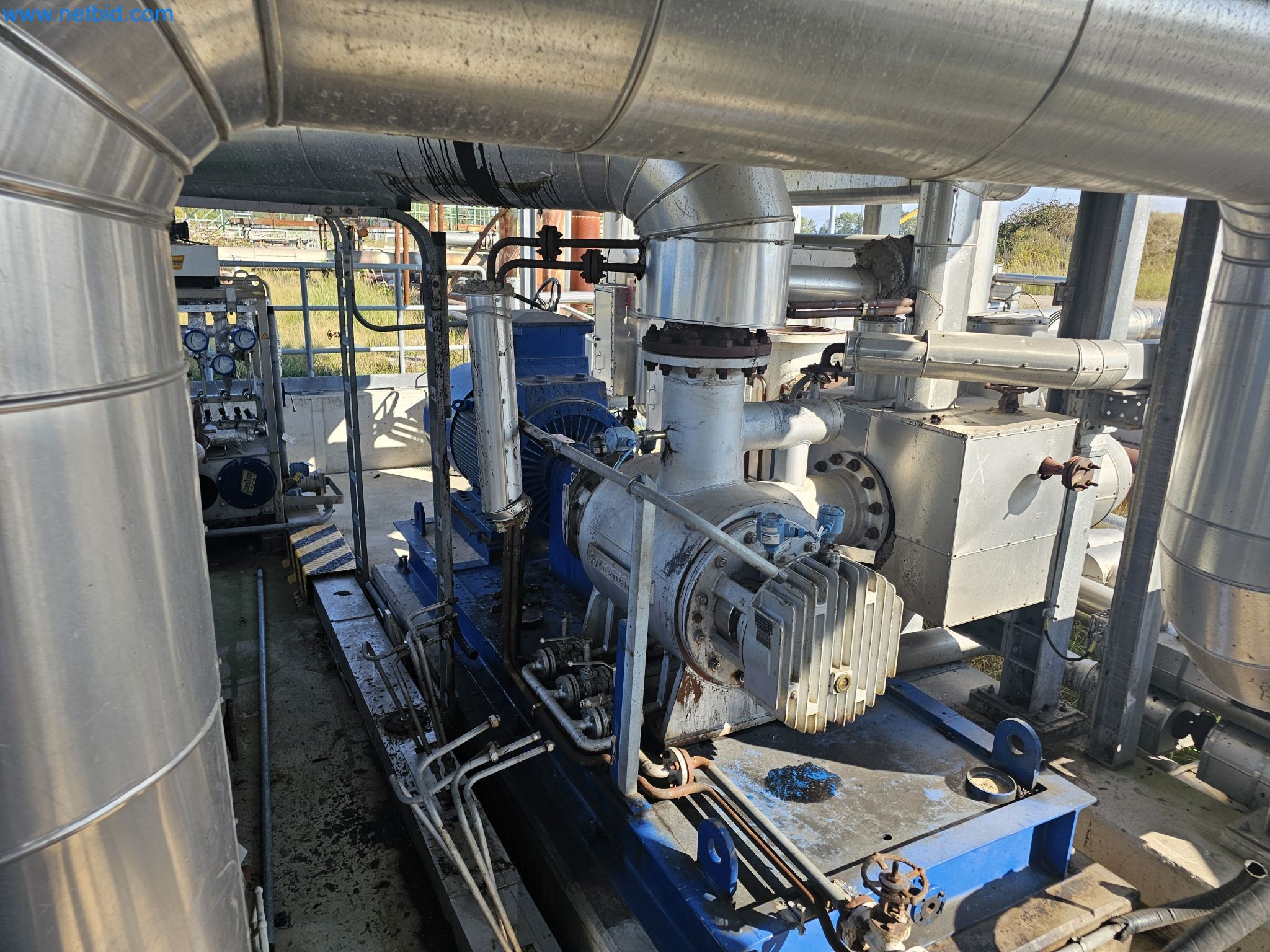 Magazinbestände, Rohöl-/Gas-Öl-/Einsatzpumpen sowie Betriebsausstattung einer Raffinerie-5