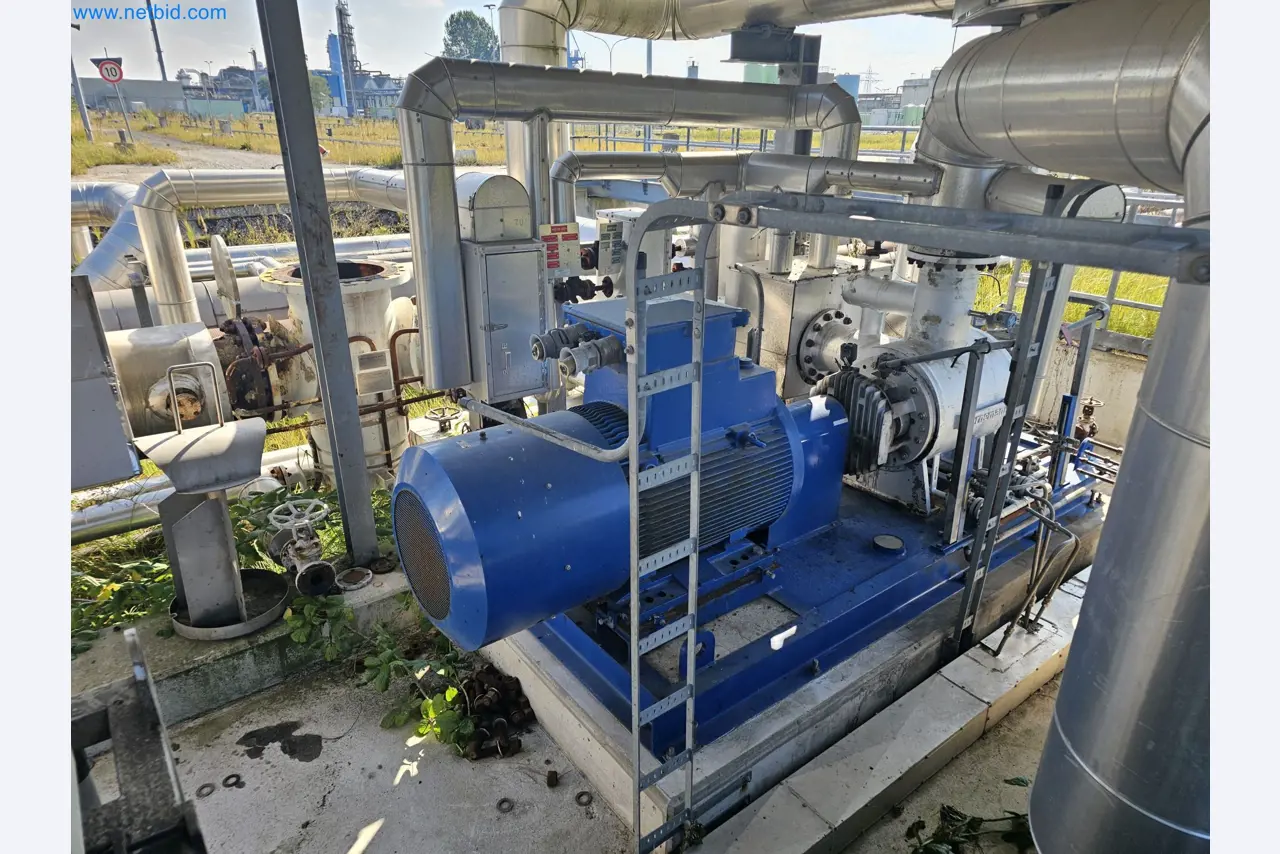 Závody na výrobu a skladování produktů z minerálních olejů, jakož i vstupů a hotových výrobků pro výrobu maziv.-9