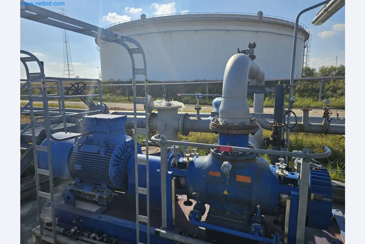 Plants for the production and storage of mineral oil products as well as input and finished products for the production of lubricants-1