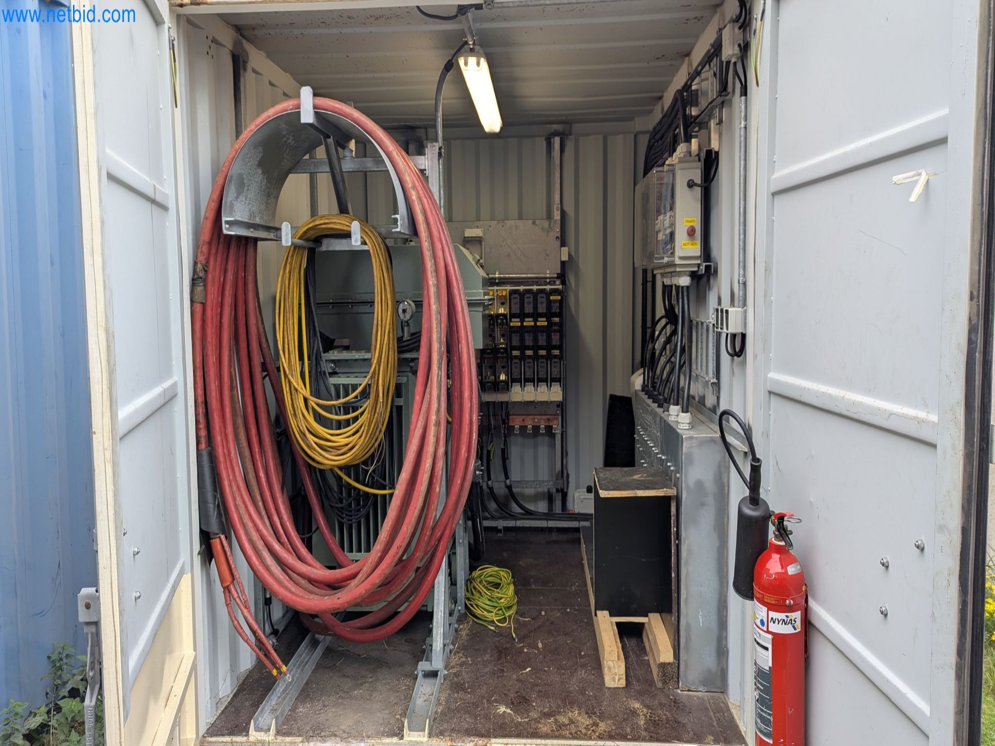 Magazinbestände, Rohöl-/Gas-Öl-/Einsatzpumpen sowie Betriebsausstattung einer Raffinerie-14