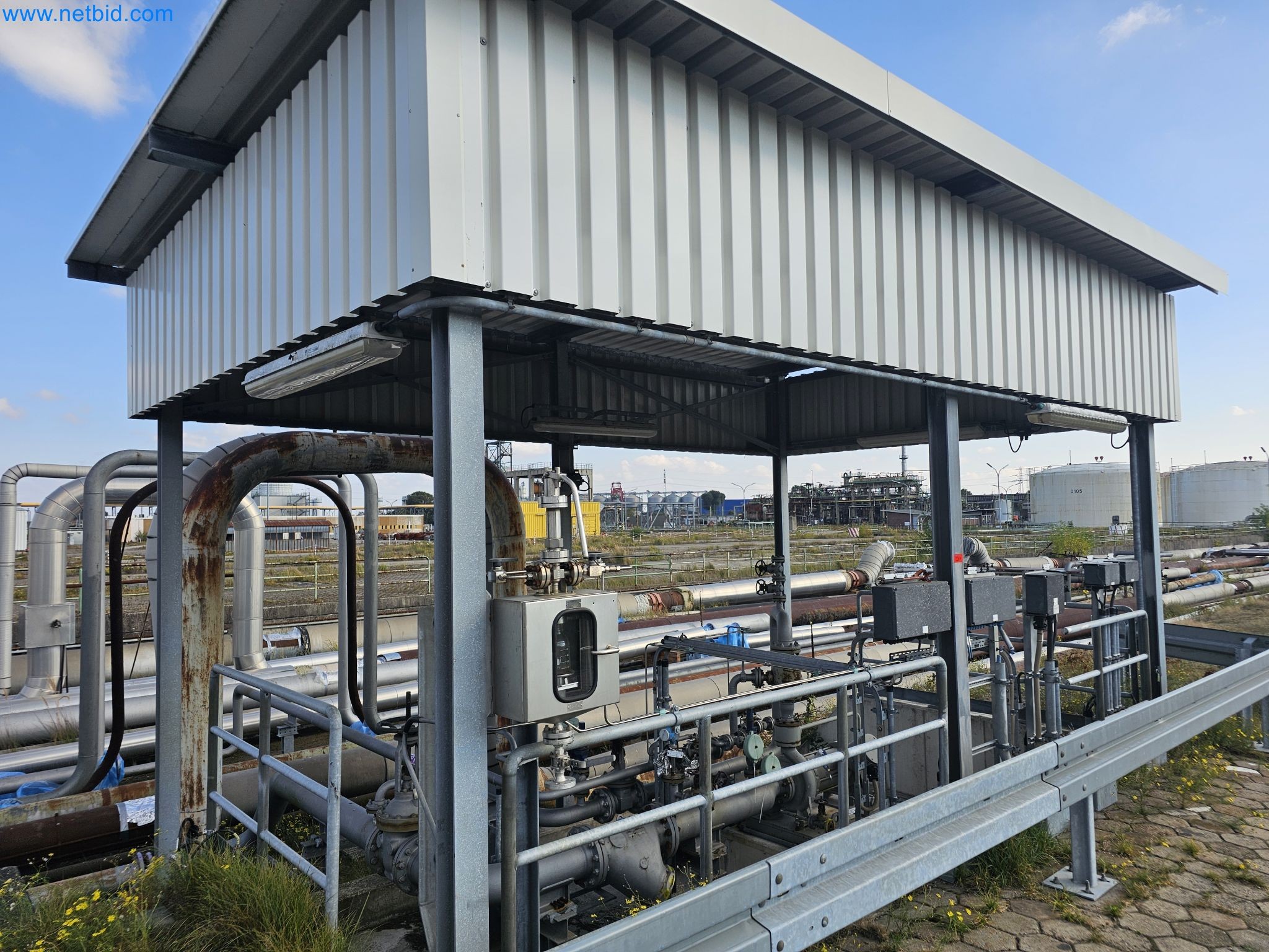 Revista de stocks, bombas de petróleo bruto/gás/óleo e equipamento operacional de uma refinaria-2