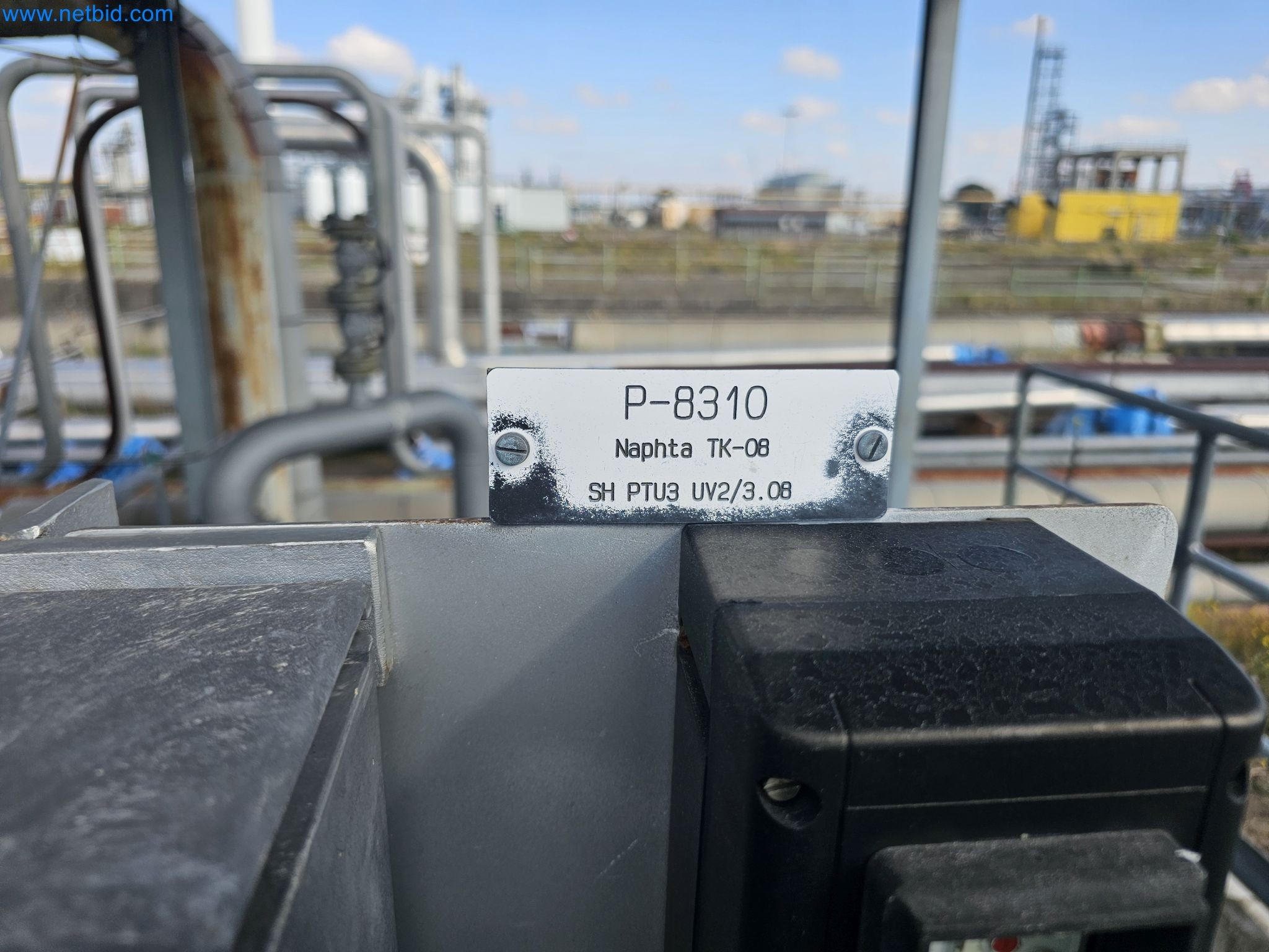 Revista de stocks, bombas de petróleo bruto/gás/óleo e equipamento operacional de uma refinaria-3