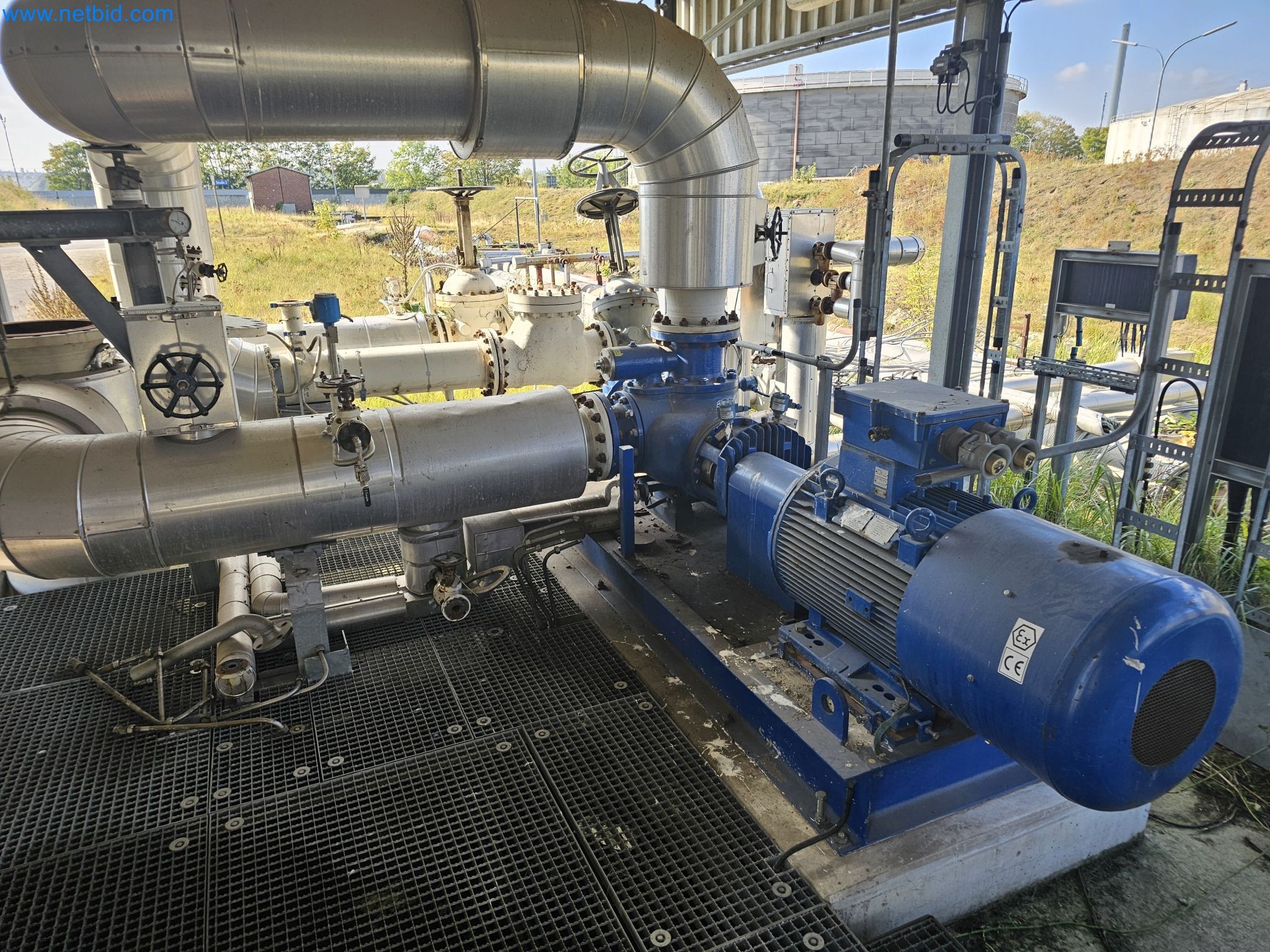 Revista de stocks, bombas de petróleo bruto/gás/óleo e equipamento operacional de uma refinaria-10