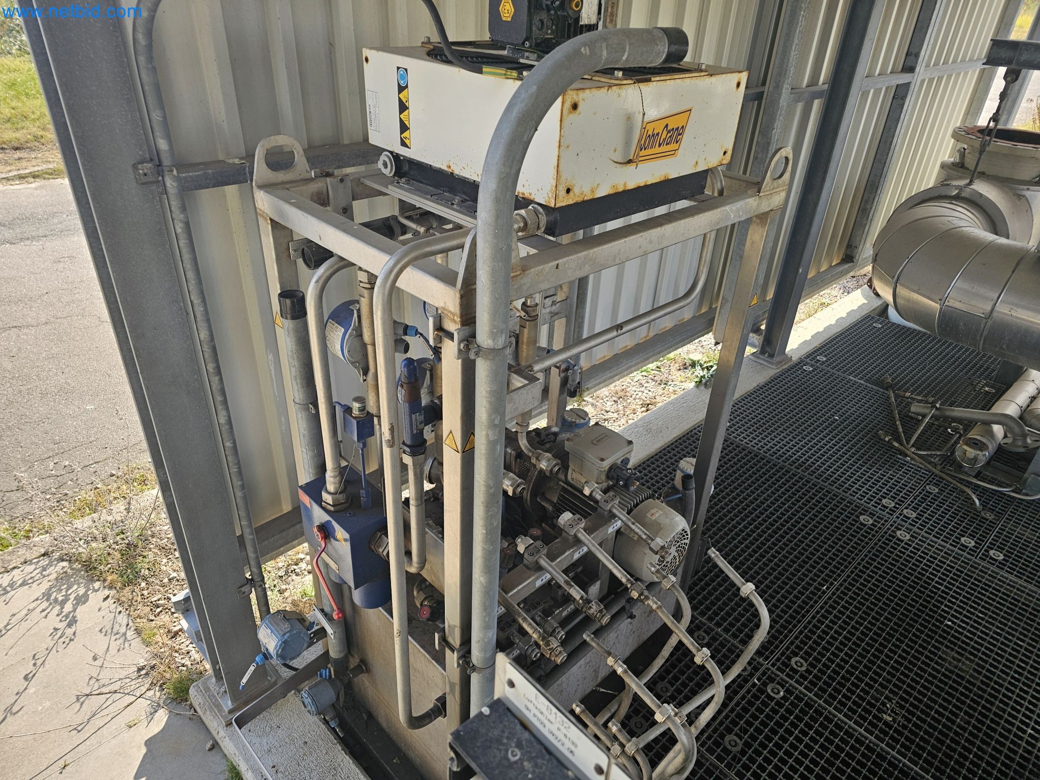 Revista de stocks, bombas de petróleo bruto/gás/óleo e equipamento operacional de uma refinaria-11