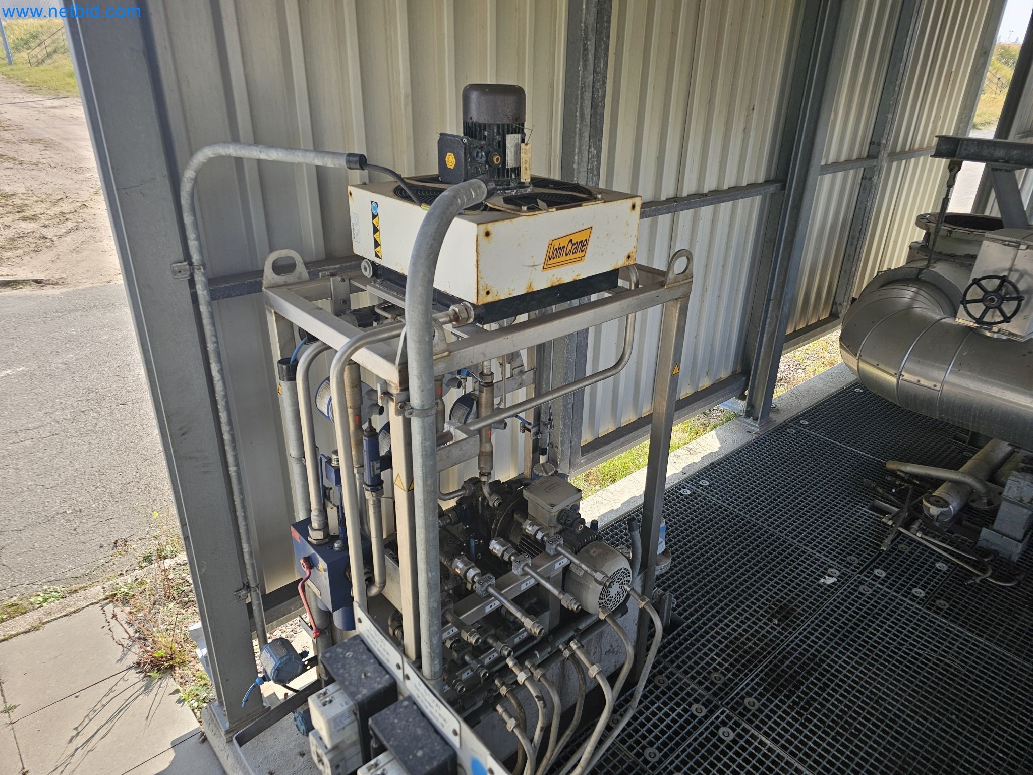 Revista de stocks, bombas de petróleo bruto/gás/óleo e equipamento operacional de uma refinaria-6